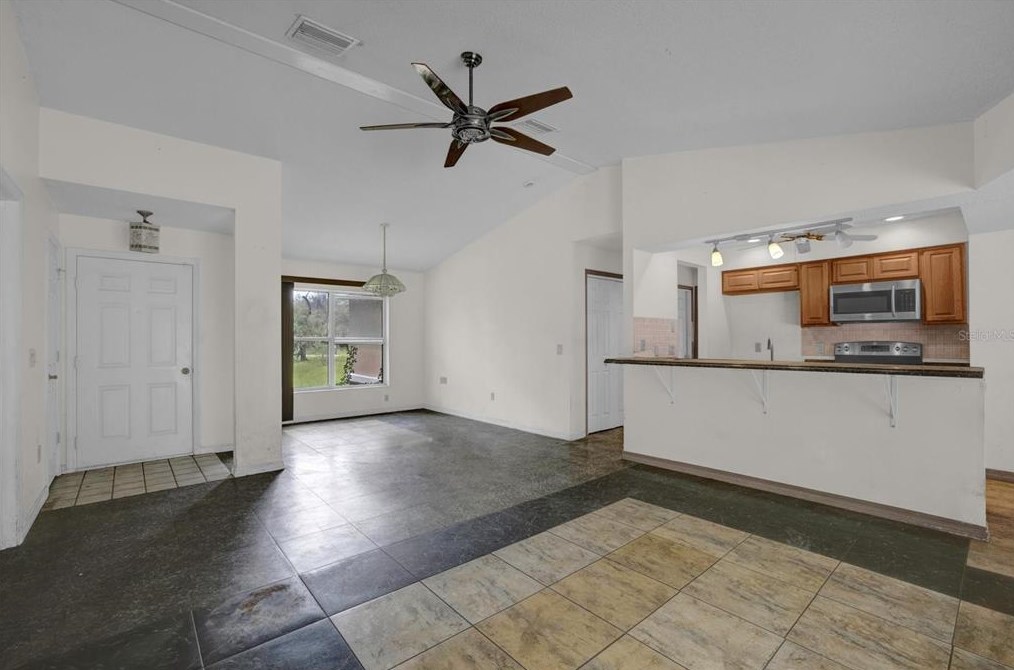 17500 Evelyn Ct, Brooksville, FL 34610