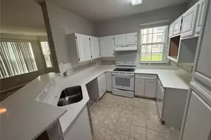 3392 Westchester Square Blvd, Orlando, FL 32835 - Photo 6