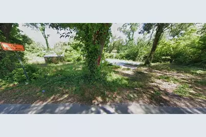 2916 Milton Avenue, Marianna, FL 32448 - Photo 2