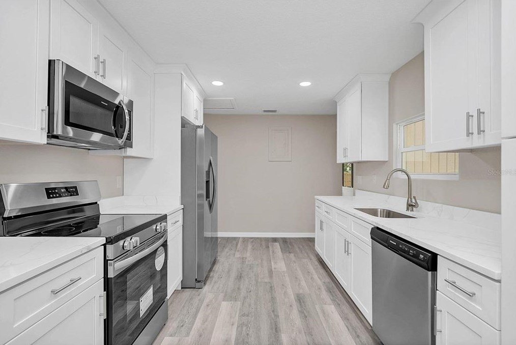 30133 Magnolia Ave, Mount Plymouth, FL 32776