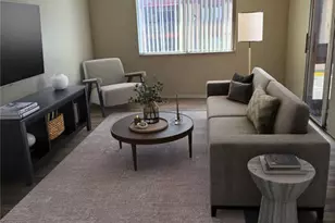 2860 N Powers Dr, Orlando, FL 32818 - Photo 8