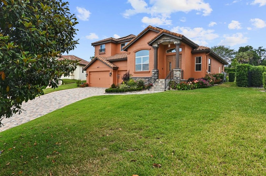 627 Sanctuary Golf Pl, Apopka, FL 32712