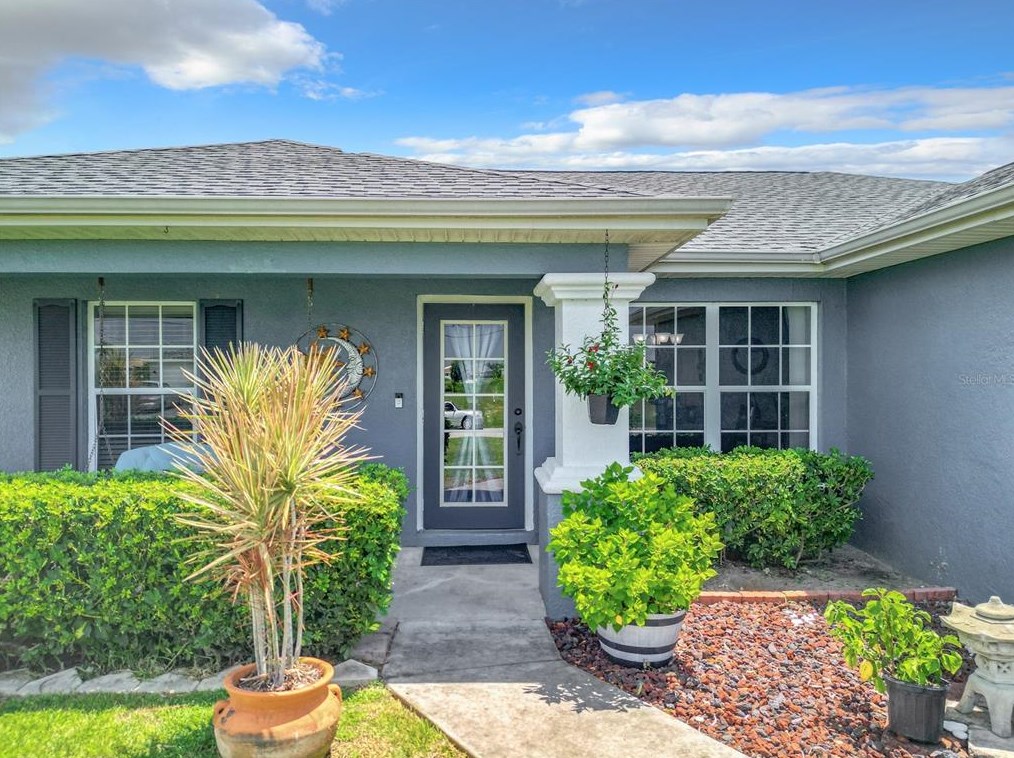 2219 Nw 6th Pl, Cape Coral, FL 33993