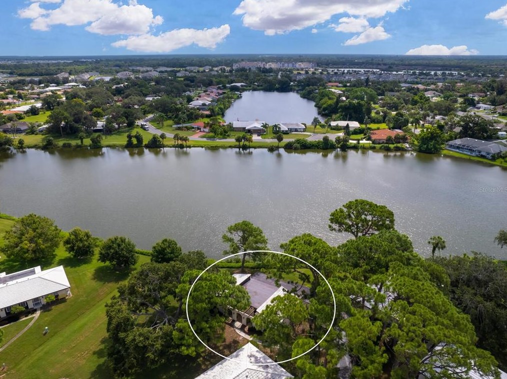 422 Courbet Dr #422, Nokomis, FL 34275