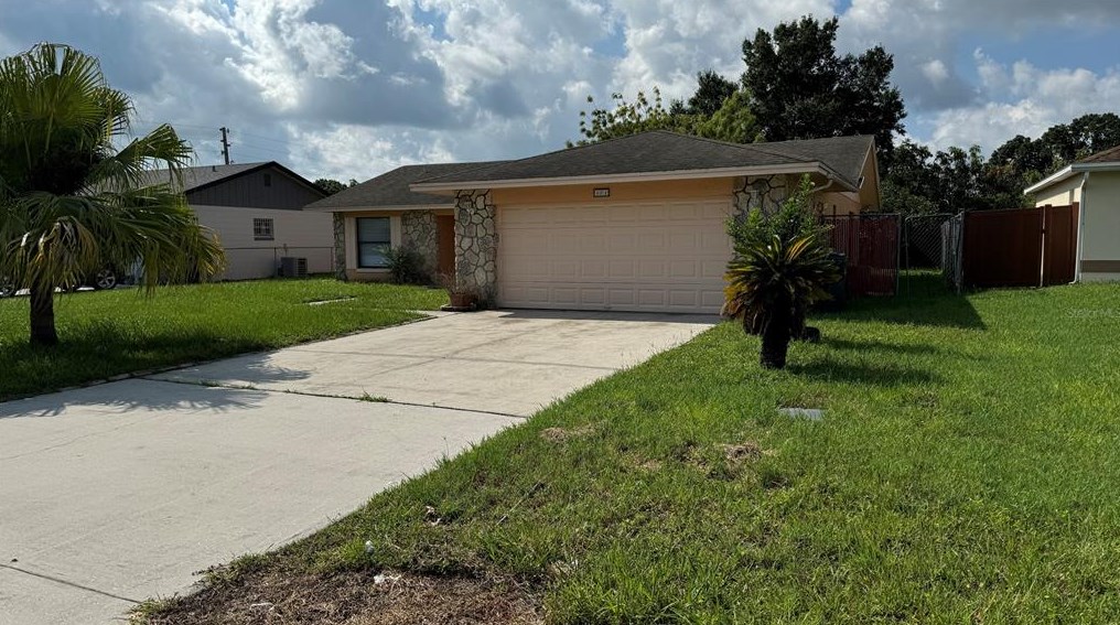 404 Spike Ct, Kissimmee, FL 34759