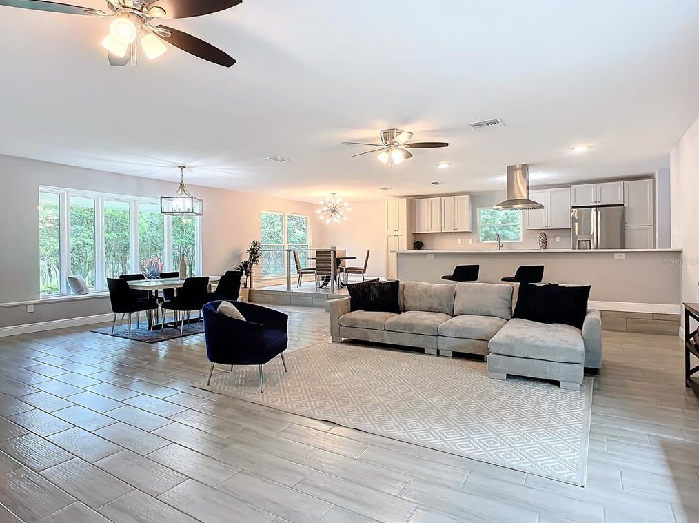 402 Taylor Road E, Deland, FL 32724