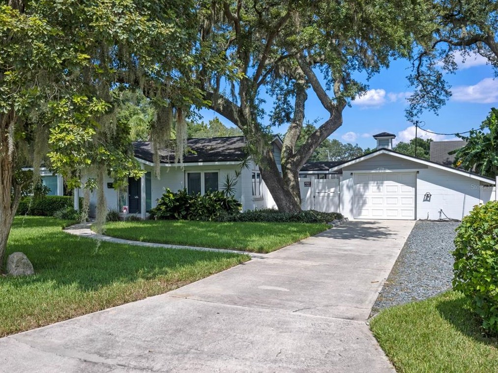 629 Lake Shore Dr, Maitland, FL 32751