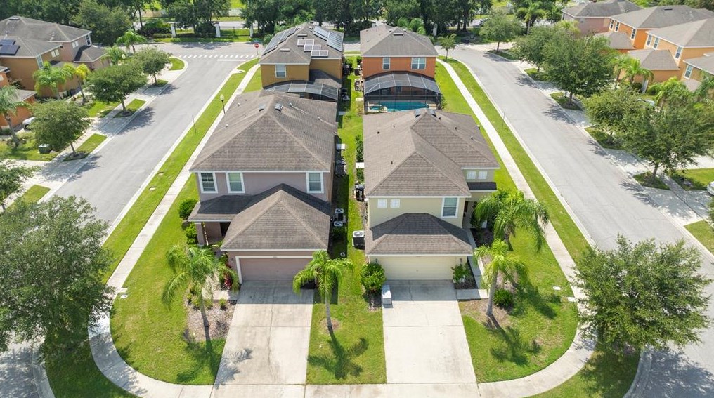 2669 Santosh Cove, Kissimmee, FL 34746