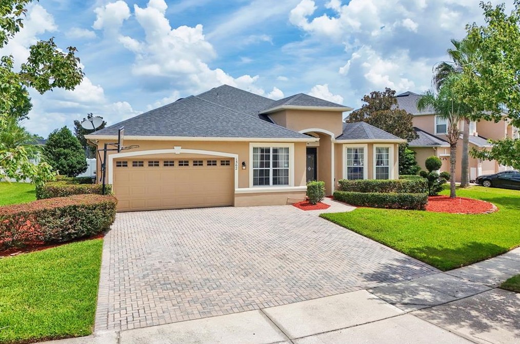 1362 Amaryllis Cir, Orlando FL 32825-7431 exterior