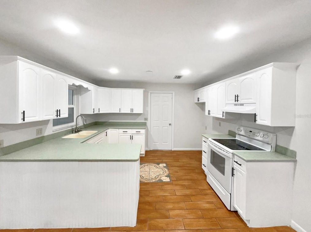 1521 Foxridge Run Sw, Winter Haven, FL 33880