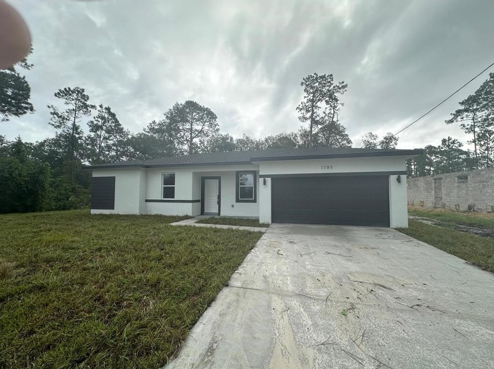 1785 9th Ave, Deland, FL 32724