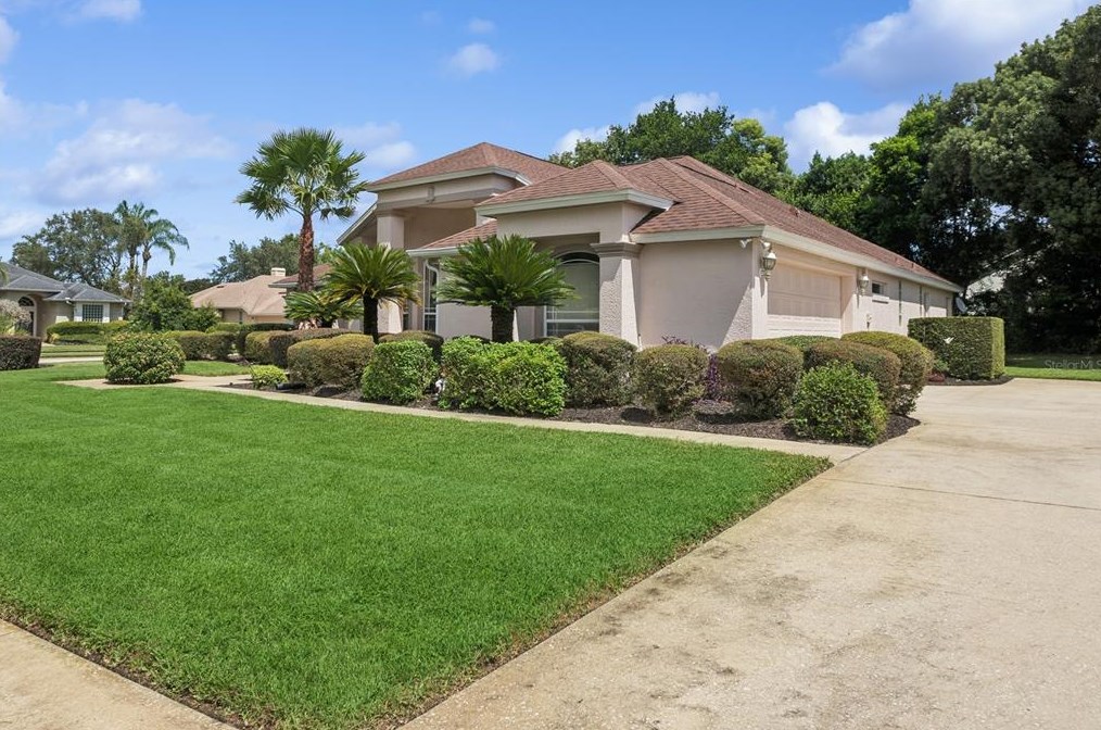 403 Greyoaks Ct, De Bary, FL 32713
