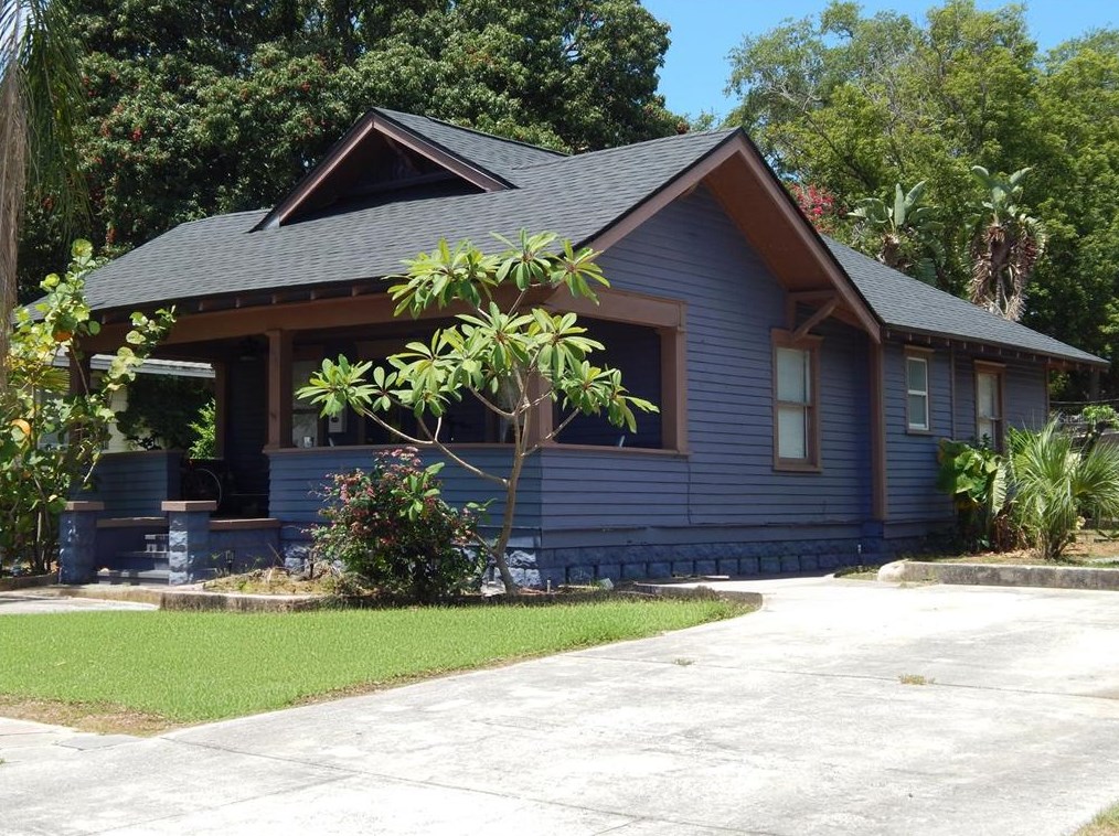 834 Jackson St, Saint Petersburg, FL 33705-1239