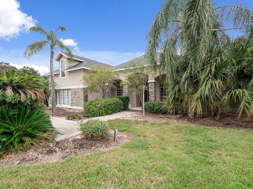 25013 Derby Dr, Mount Plymouth, FL 32776