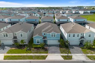 3625 Lily Ln, Davenport, FL 33897 - Photo 2