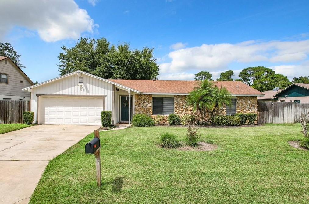 104 E Berkshire Circle, Longwood, FL 32779