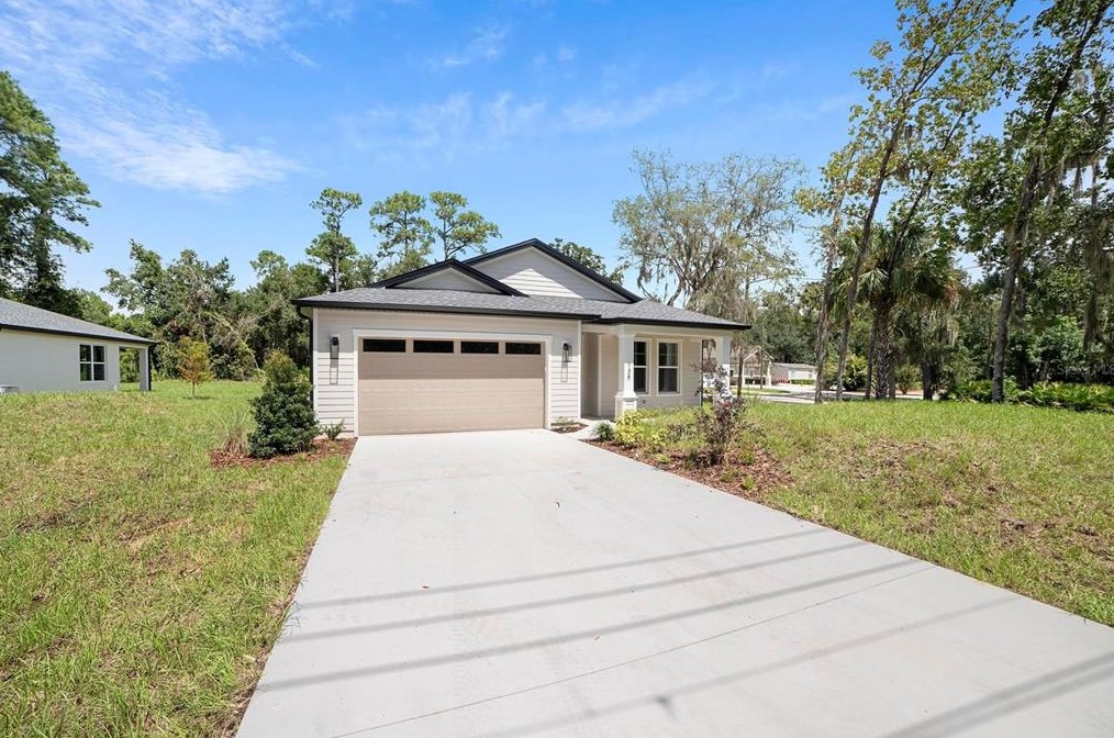 136 Dirksen Dr, De Bary, FL 32713
