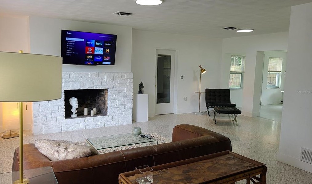 2216 Rose St, Sarasota, FL 34239