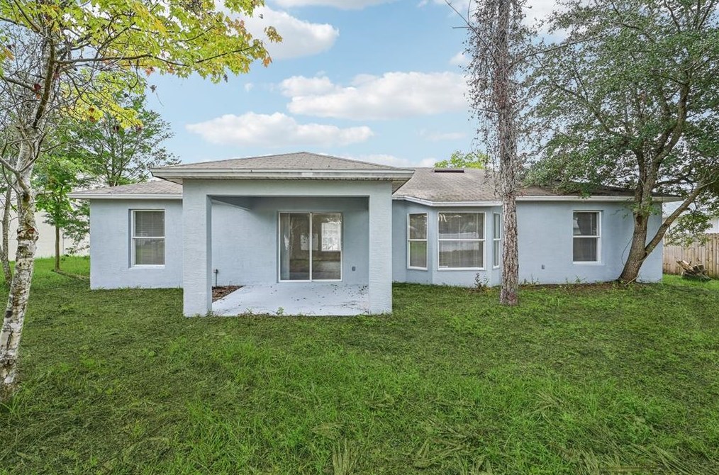 82 Belvedere Ln, Palm Coast FL  32137-8613 exterior