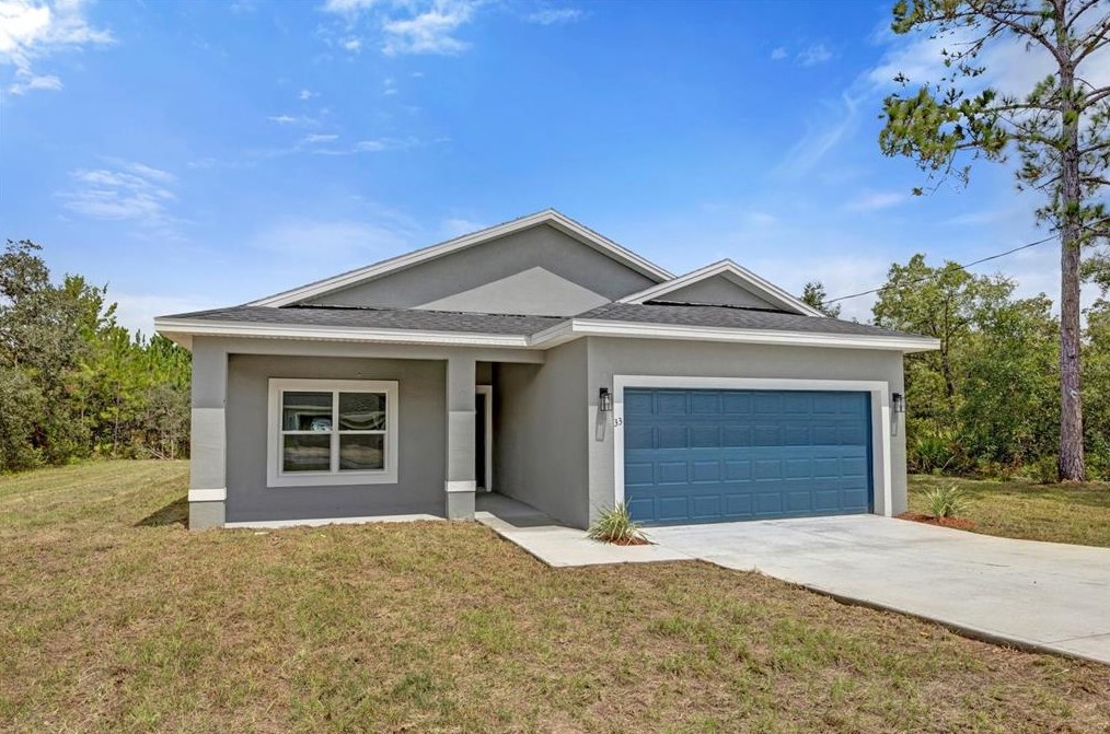 33 Malauka Ln, Ocklawaha, FL 32179