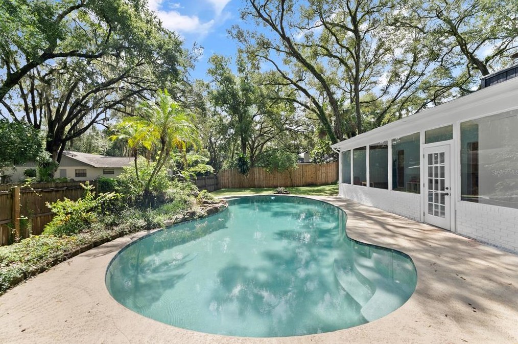 420 Columbus Cir, Longwood, FL 32750