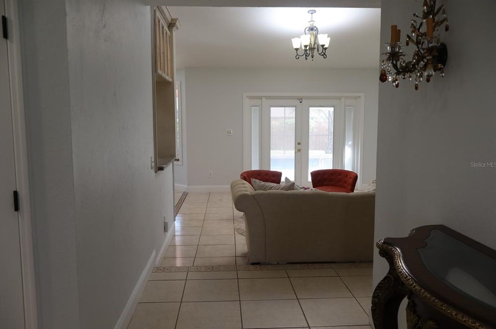 451 Twisting Pine Cir, Longwood, FL 32779
