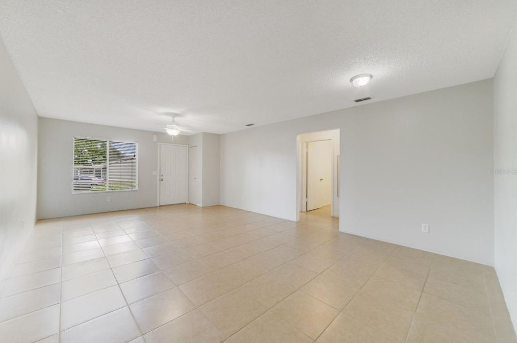 30107 Tavares Ridge Blvd, Tavares, FL 32778