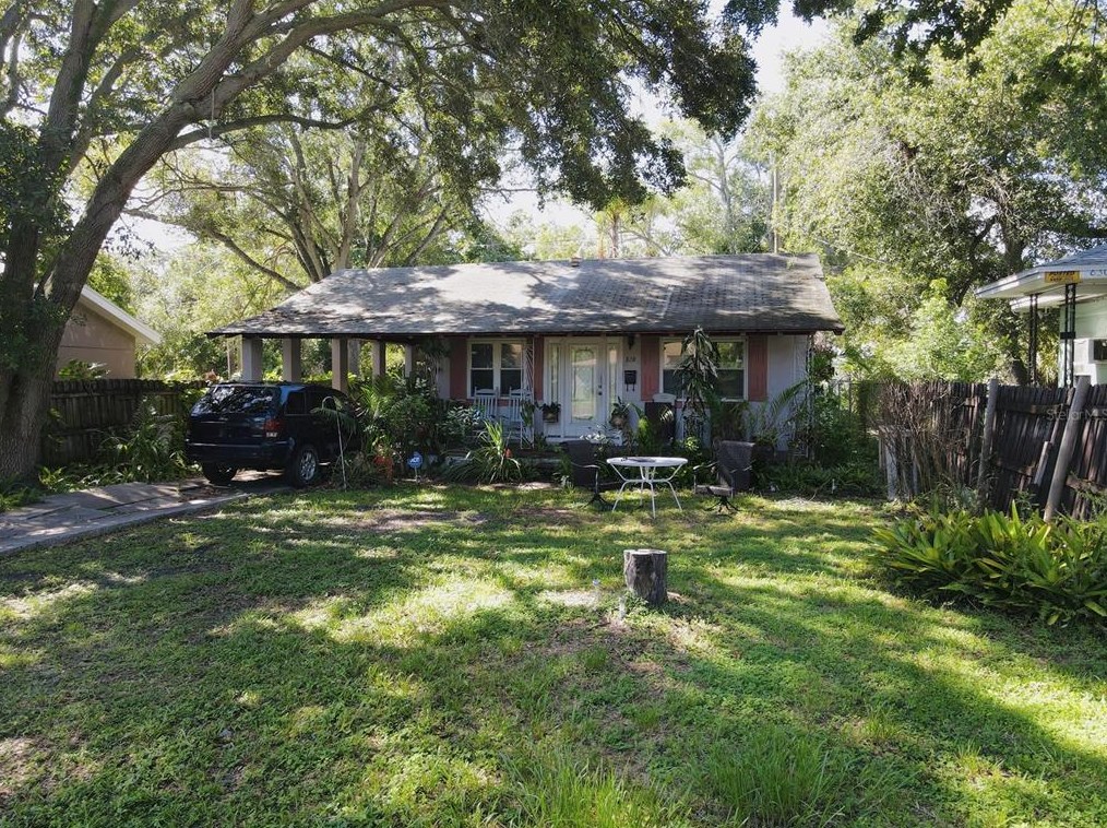 828 20th Ave, Saint Petersburg, FL 33704-4246