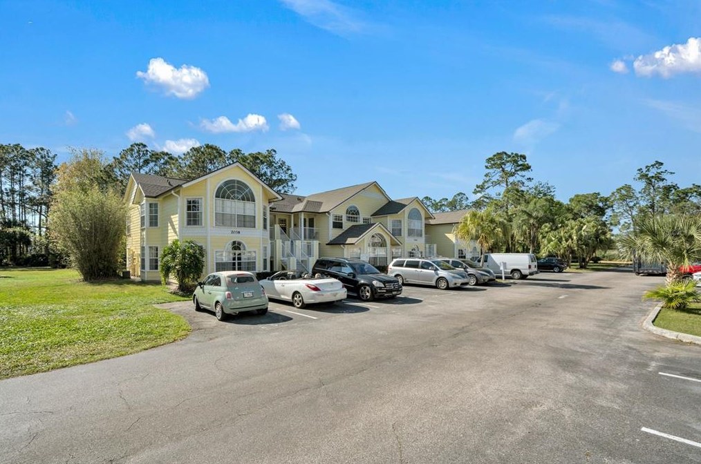 2038 Royal Bay Blvd #28, Kissimmee, FL 34746