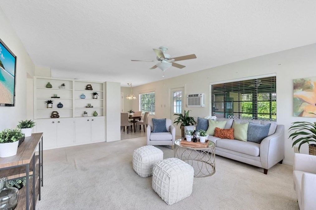 706 Lake Dr, Altamonte Springs, FL 32701