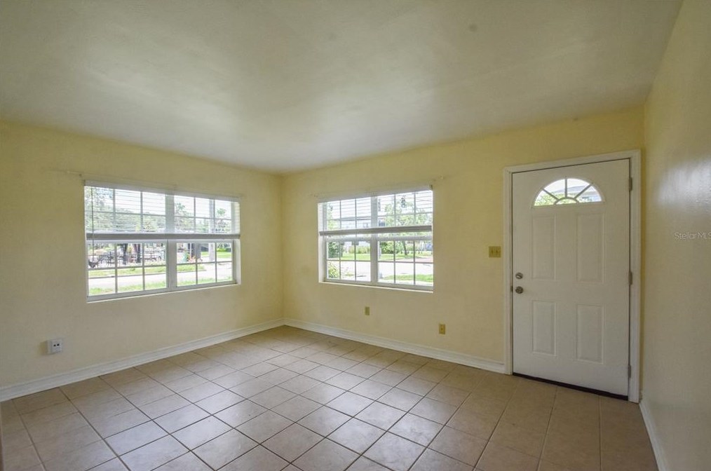 819 Mills Ave, Orlando, FL 32803-4048