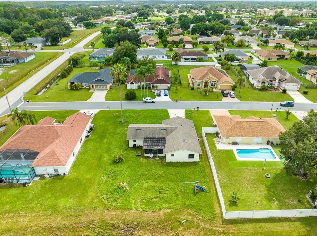 856 Mendoza Dr, Kissimmee, FL 34758