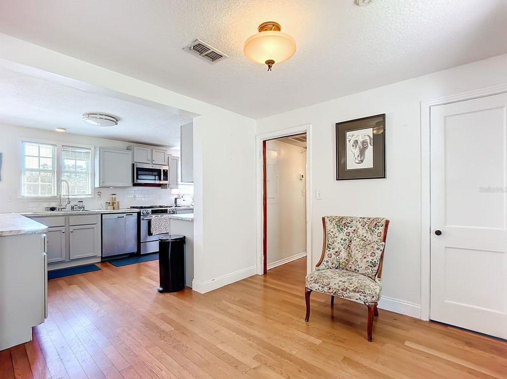 5603 Luella St, Jacksonville FL 32207-5955 exterior