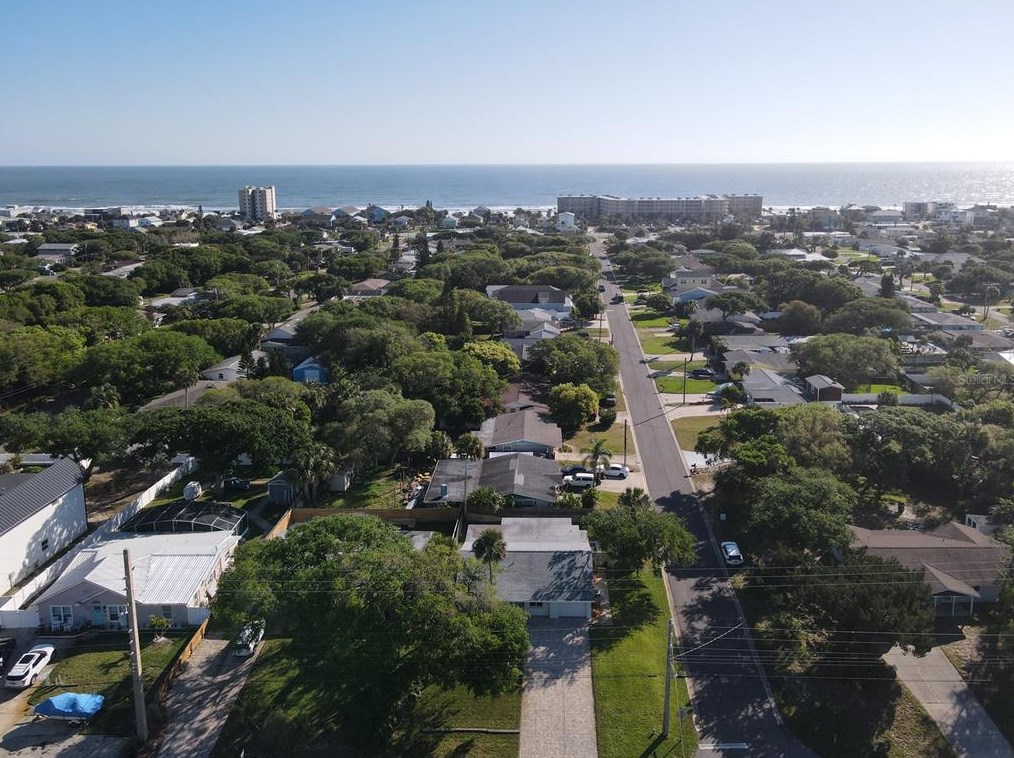 2309 Saxon Dr, New Smyrna, FL 32169