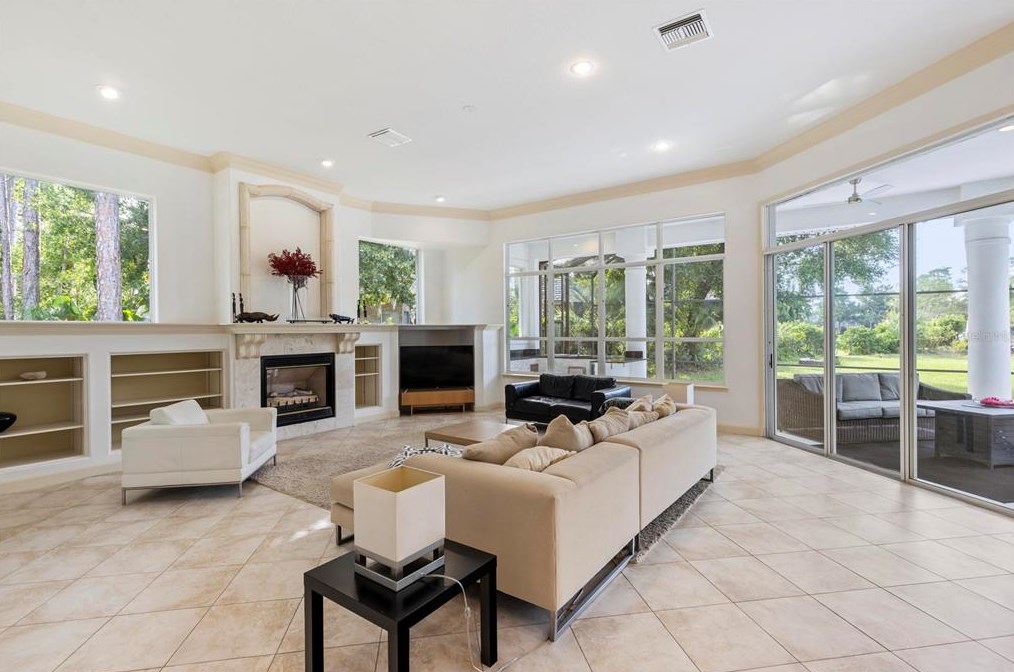 256 New Gate Loop, Lake Mary FL  32746-4127 exterior