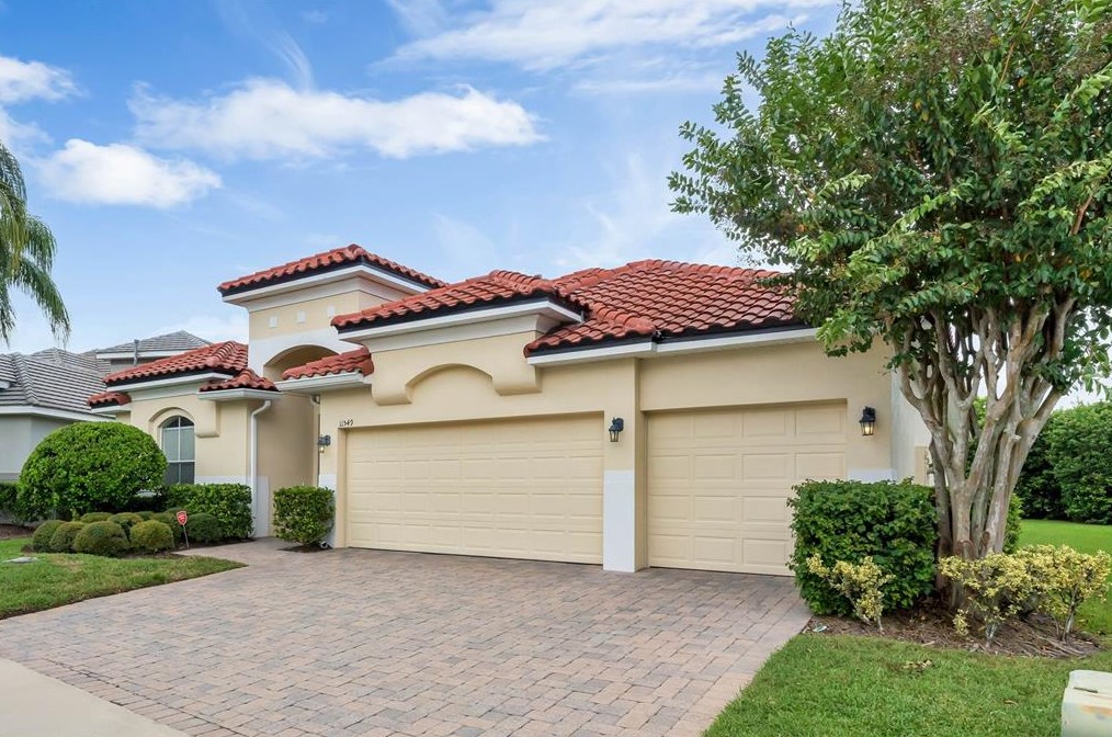 11549 Vicolo Loop, Windermere, FL 34786