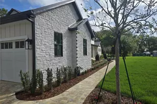 405 Long And Winding Rd, Howey in the Hills, FL 34737 - Photo 60