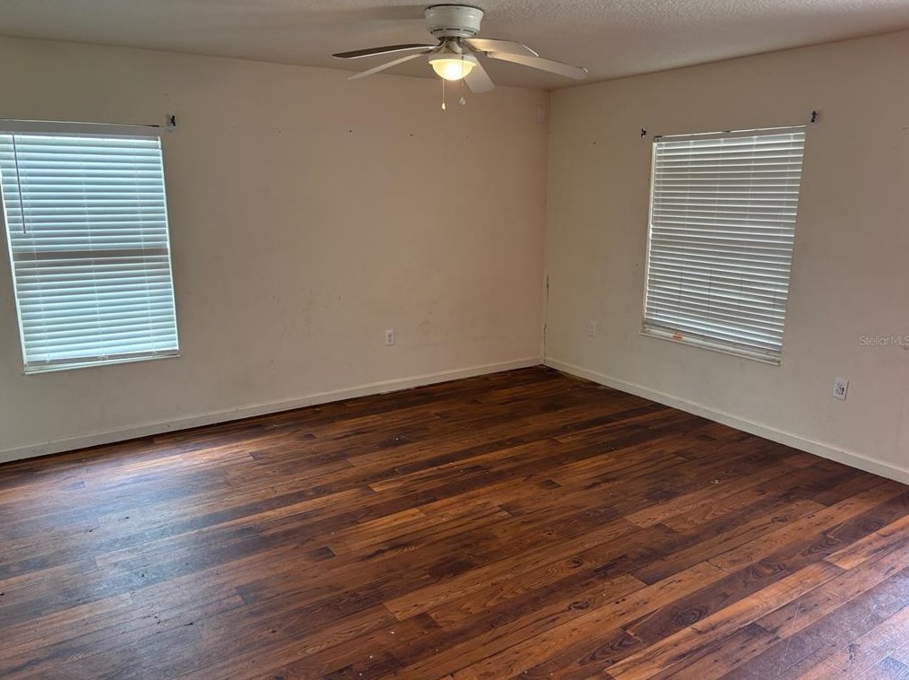184 W Ella J Gilmore St, Apopka, FL 32703