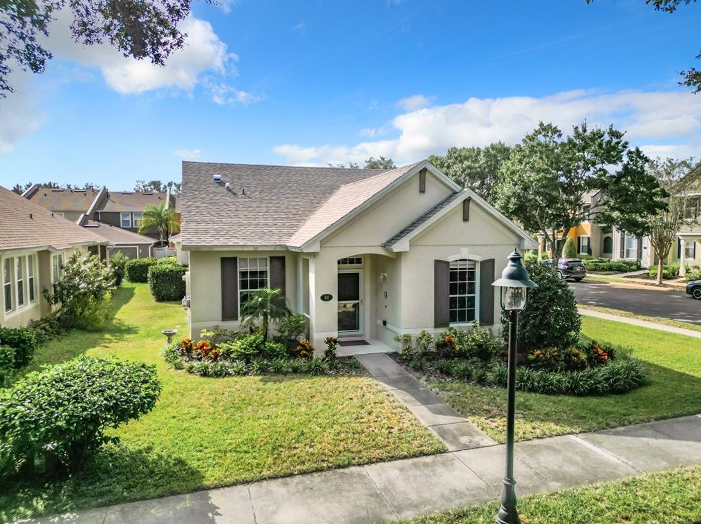 402 Ravenshill Way, Deland, FL 32724