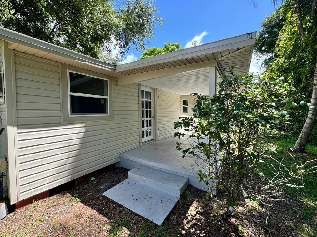1201 1/2 Royal St, Kissimmee, FL 34744