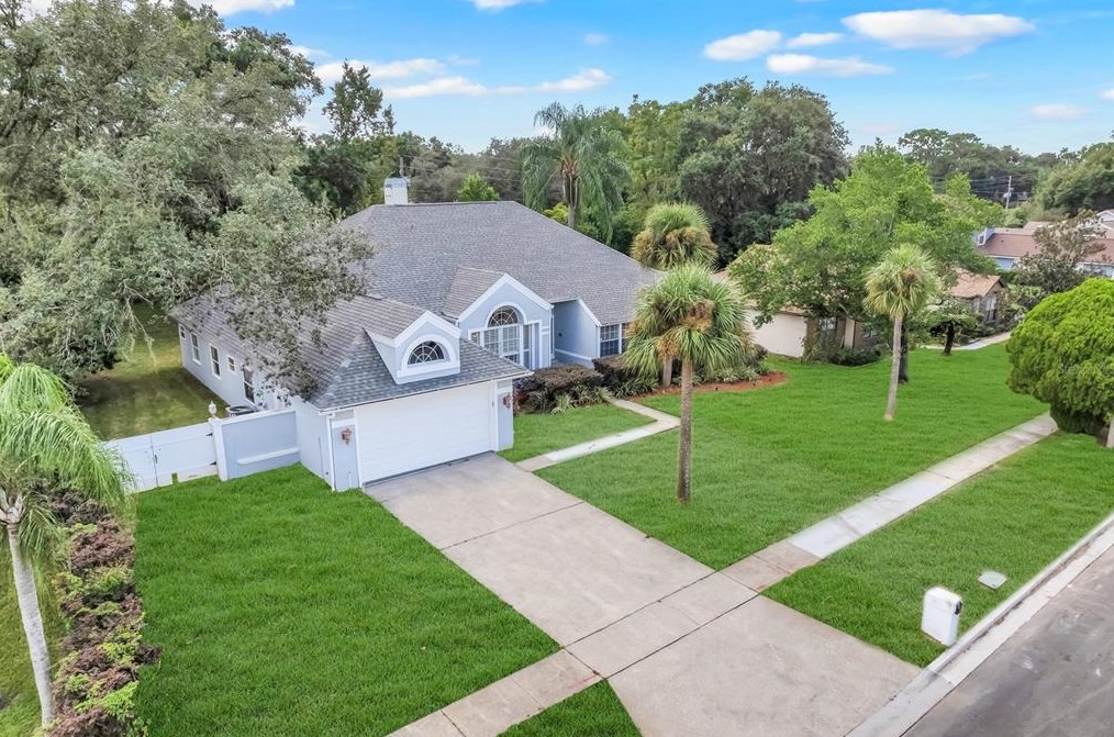 1958 Palm View Dr, Apopka, FL 32712-2449