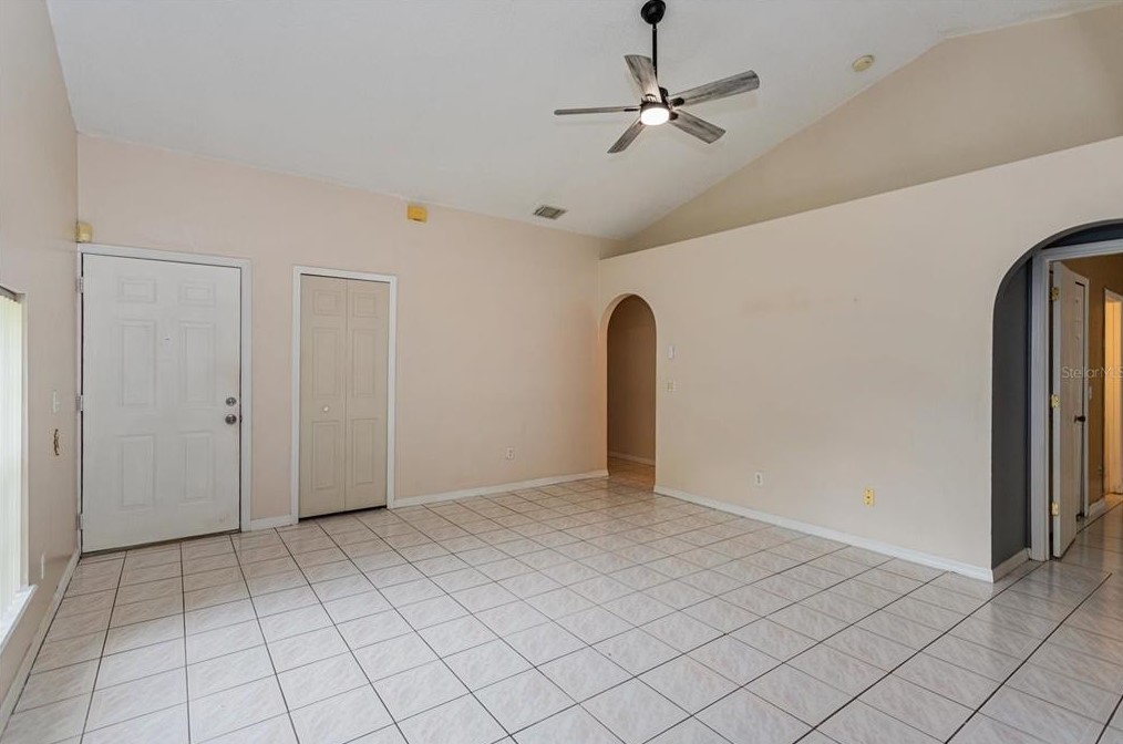 2422 Parsons Pond Cir, Kissimmee, FL 34743