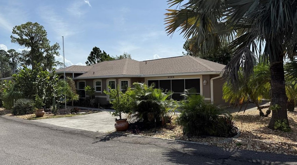 4266 Orchid Blvd, Lake Wales, FL 33898