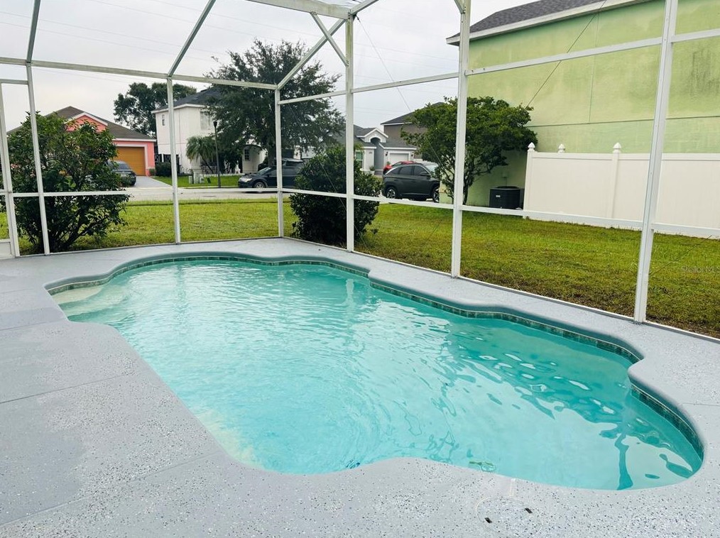 1300 Carey Glen Cir, Orlando, FL 32824-4809