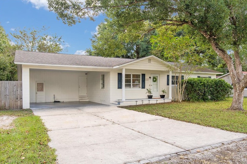 409 N Virginia Ave, Deland, FL 32724