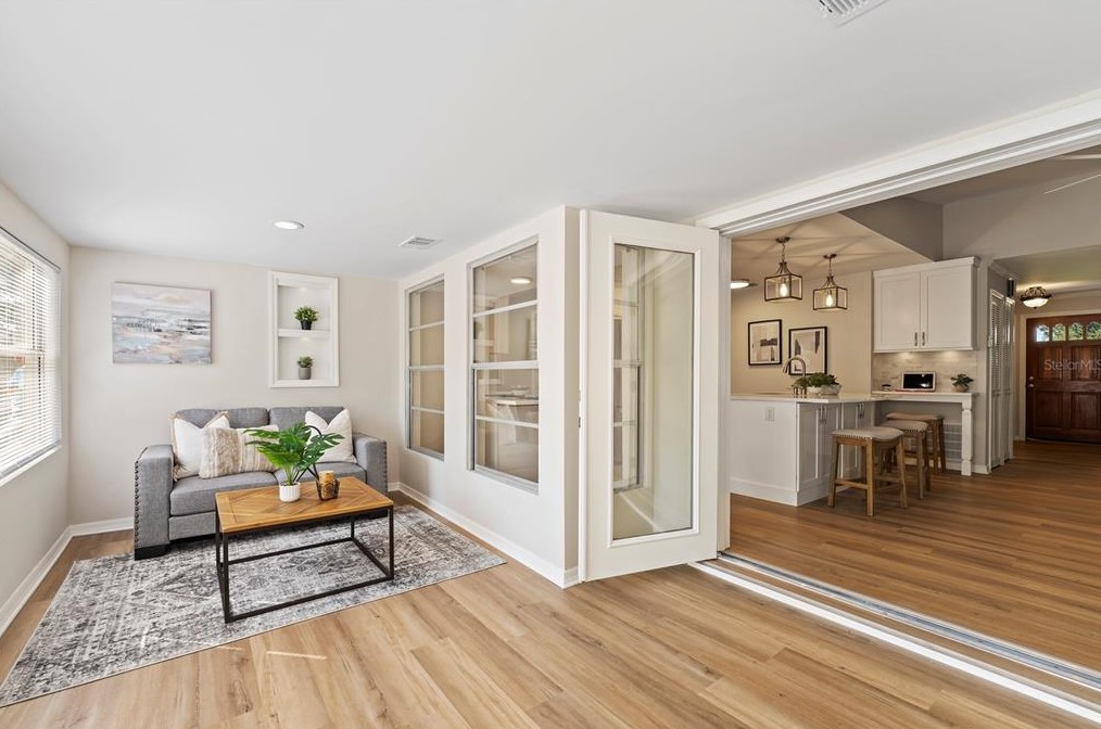 3037 Nicholson Dr, Winter Park FL 32792-7546 exterior