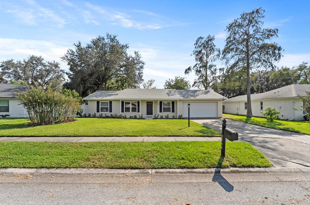 3037 Nicholson Dr, Winter Park, FL 32792-7546