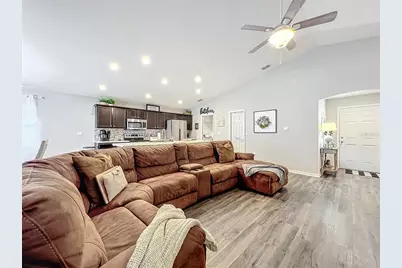 653 Persian Drive, Haines City, FL 33844 - Photo 10