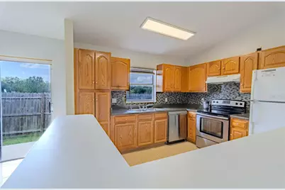 5631 La Joya Court, Orlando, FL 32808 - Photo 4