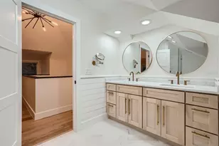 734 S Mills Ave, Orlando, FL 32801 - Photo 22